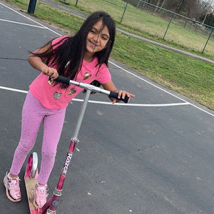 Meet your Posher, Laura